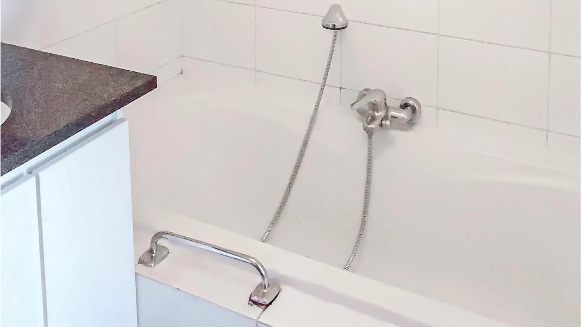Res, Duunepanne Ref, 210 أوستيند