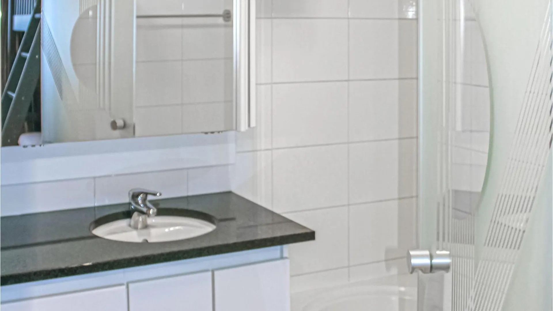 Res, Duunepanne Ref, 210 Ostend Apartment